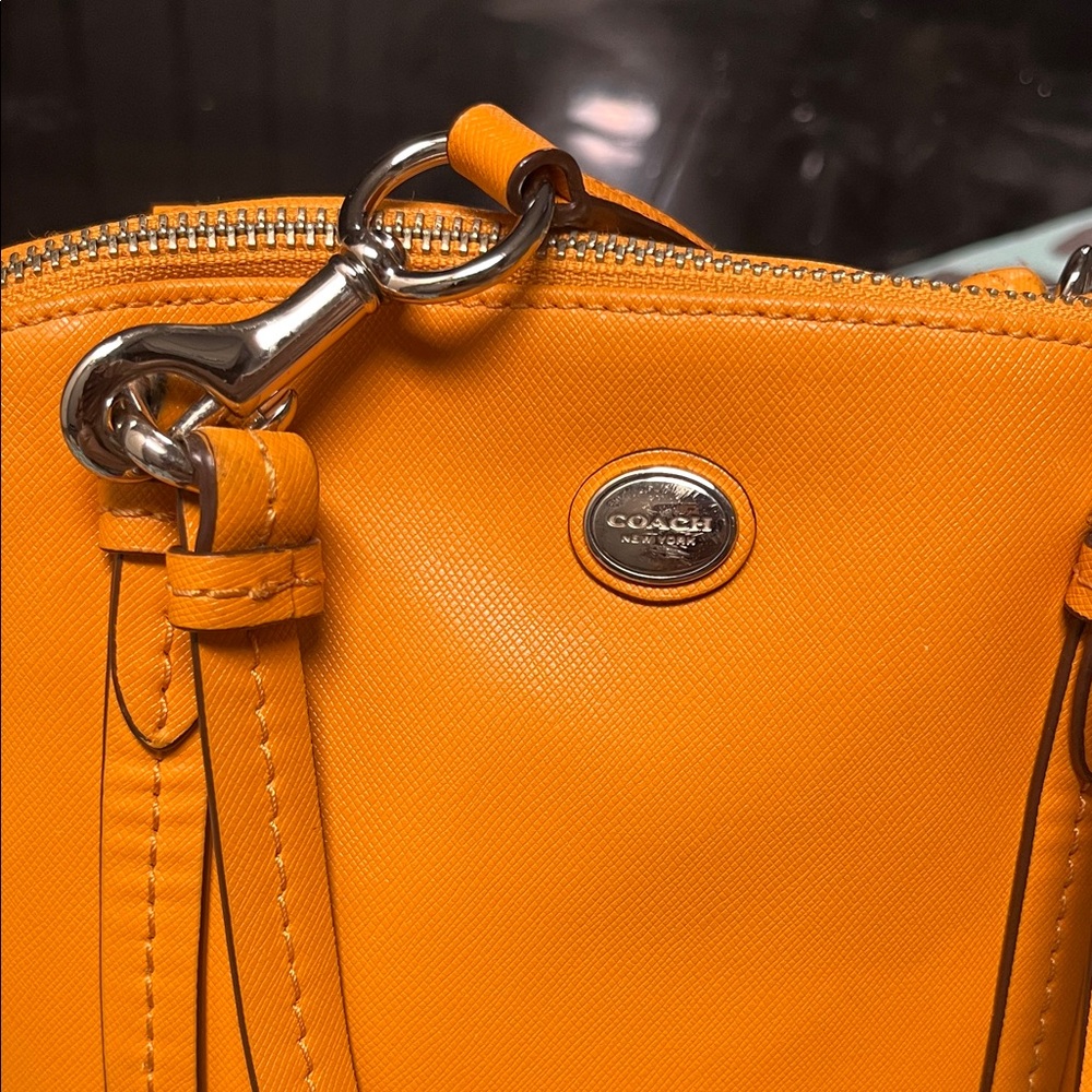 Coach Peyton Cora Domed Satchel Orange Saffiano Leather Crossbody Bag F25671 - Picture 6 of 16